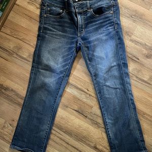 American Eagle artist crop